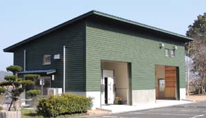 鳥取県林試が「木材環境研究棟」新設、先進測定機を導入