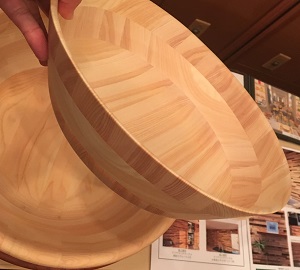 セルロースナノファイバー塗料の木製食器を発売