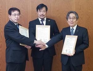 日本文理大学と大分県森連、県が人材育成協定