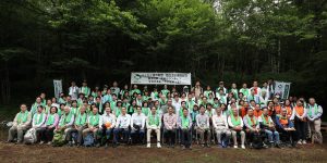 ニッセイ緑の財団が設立30周年記念育樹活動を“富士の森”で実施