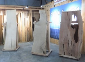 山形市で「誰でも買える」広葉樹即売会開催