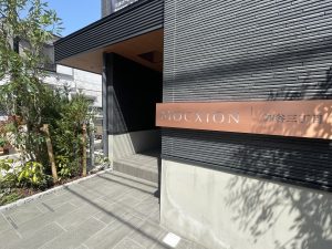 木造４階建ての「MOCXION（モクシオン）四谷三丁目」が完成